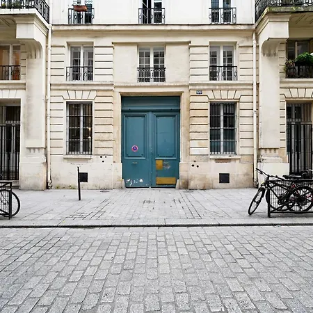 Apartment Spacieux Situe Au Coeur De