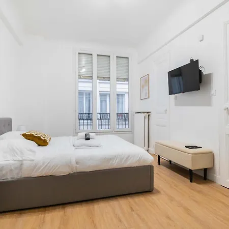 Elegant Sacre Coeur Metro Anvers - 18 -2p - Flat-guest Paris