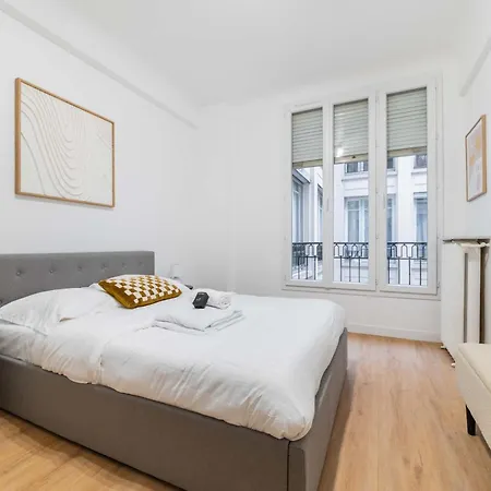 Apartment Elegant Sacre Coeur Metro Anvers - 18 -2p - Flat-guest