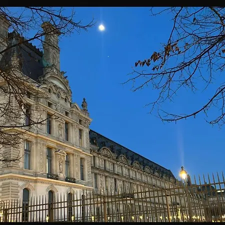 Apartment Chic Near Louvre & Eiffel Tour