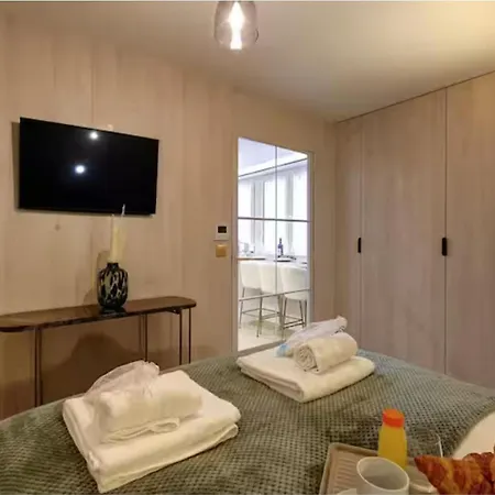 Ac Champs De Mars Eiffel Tower By Prestige *