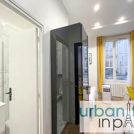 Apartment 156 - Urban Ysl Flat In Montorgueil *