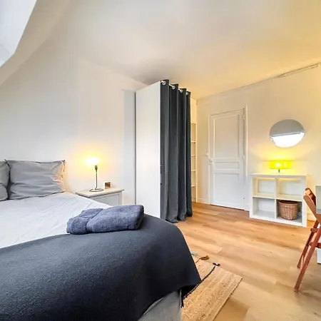 Dans Le Quartier Des Martyrs Apartment Paris