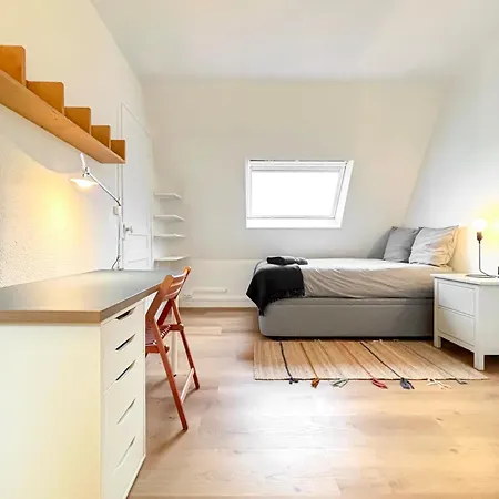 Apartment Dans Le Quartier Des Martyrs Paris