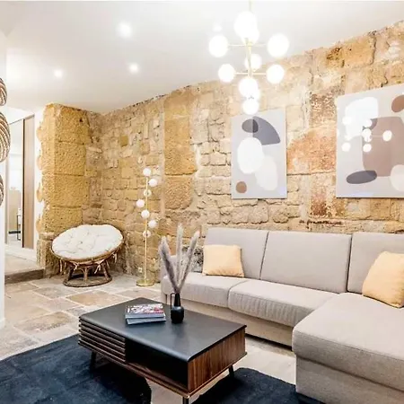 Keyz - Spacious 2bd In The Heart Of Le Marais Paris