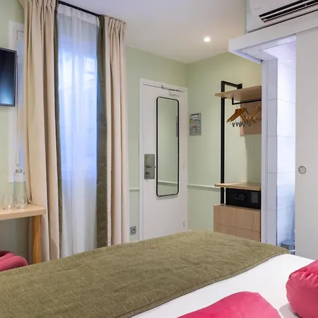 La Folie Des Pres - Saint-germain-des-pres Hotell 3*