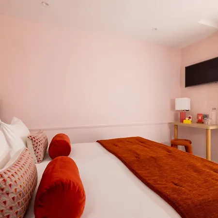 La Folie Des Pres - Saint-germain-des-pres Hotel Paříž