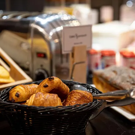 Ibis Daumesnil Porte Doree Paris
