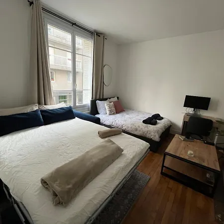 Apartment Charming Flat At The Heart Of Paris