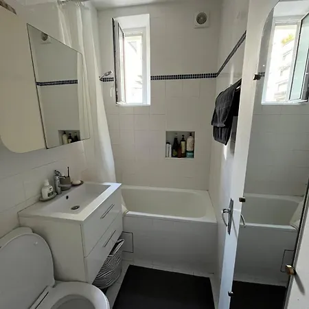 Apartment Charming Flat At The Heart Of