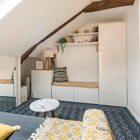 Parisien Apartment