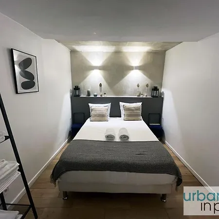 Urban Flat 89 - Charming Flat Apartment Paris