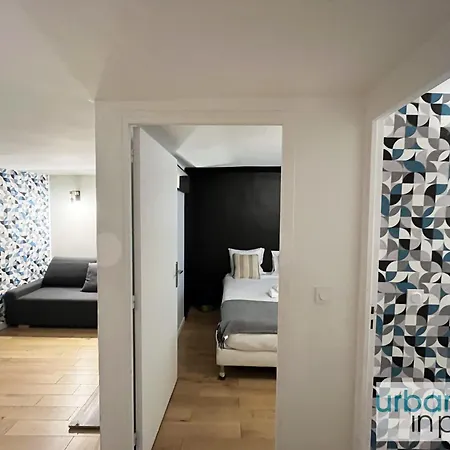 Urban Flat 89 - Charming Flat Apartment
