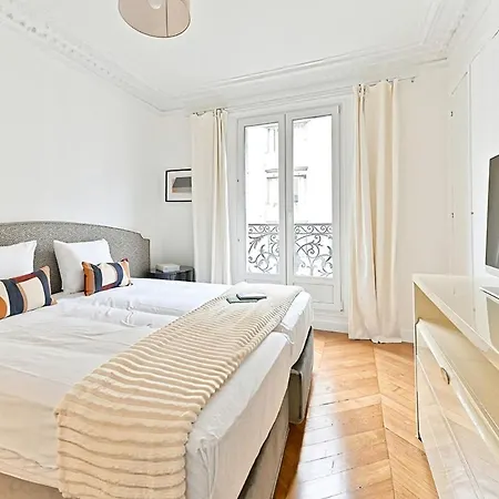 Apartment Spacious And Bright Paris