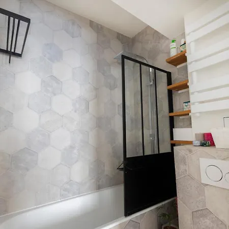 Apartment Guestready - Charming Near Les Halles *