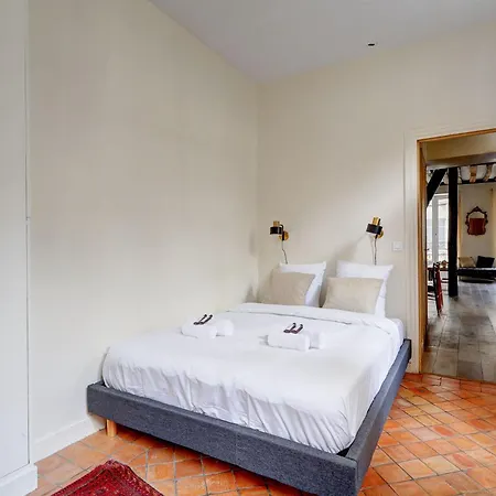 Bm-splendeur Et Espace Au Coeur Du Marais Apartment Paris