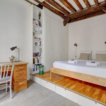Bm-splendeur Et Espace Au Coeur Du Marais Apartment *