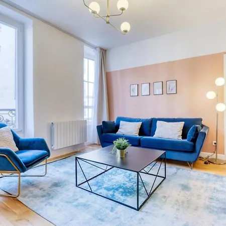 Apartment Blue Design 2bdr Flat In The Heart Of Bastille Paris