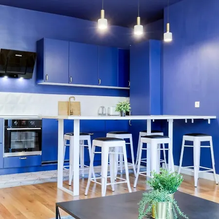 Blue Design 2bdr Flat In The Heart Of Bastille *