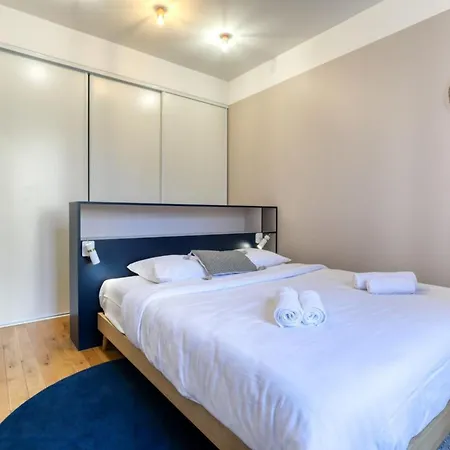 Blue Design 2bdr Flat In The Heart Of Bastille * Paris