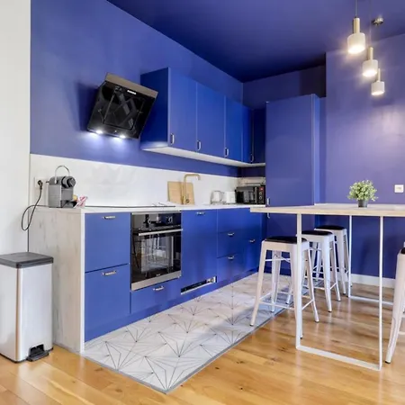Blue Design 2bdr Flat In The Heart Of Bastille Apartment Paris