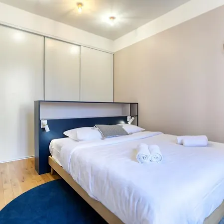 Apartment Blue Design 2bdr Flat In The Heart Of Bastille Paris