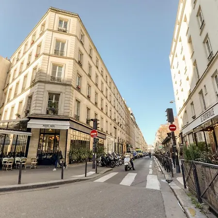 Apartment Blue Design 2bdr Flat In The Heart Of Bastille