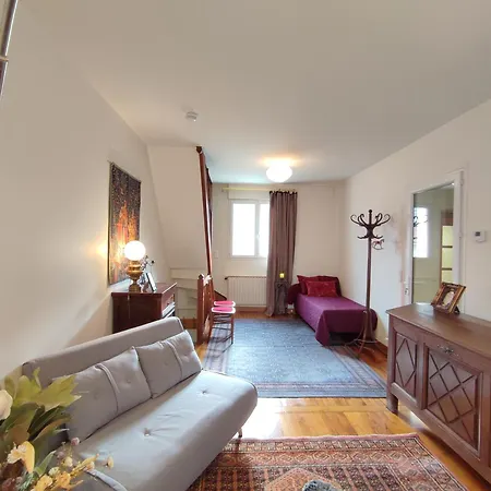 Authentic House 2 Maisons 1 Ideale Pour Groupes, Capacite 30 Personnes