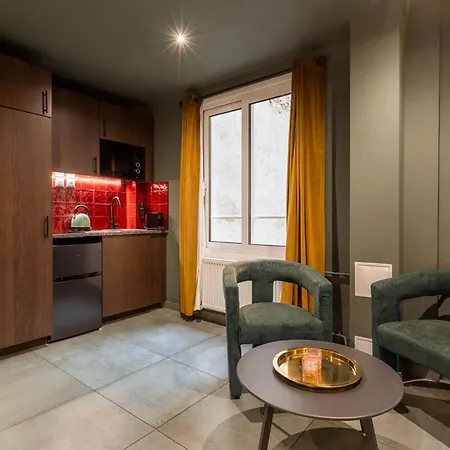 Arc De Triomphe Romantic Jacuzzi Emeraude Apartment