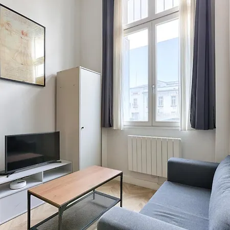 Cosy In Batignolles