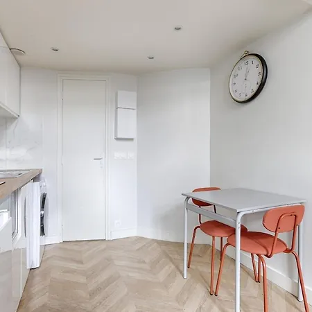 Cosy In Batignolles Apartment *