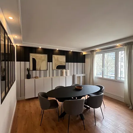 Tour Eiffel 120 M2 Paris