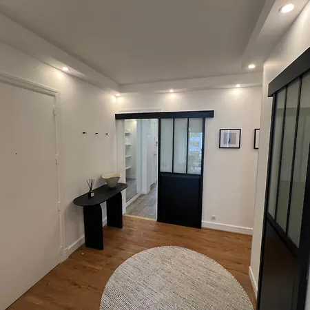 Apartment Tour Eiffel 120 M2