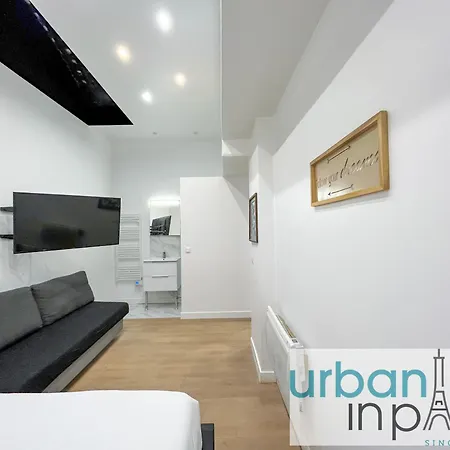 Urban Flat 52 - Charming 2 Bdr Flat In Center Of