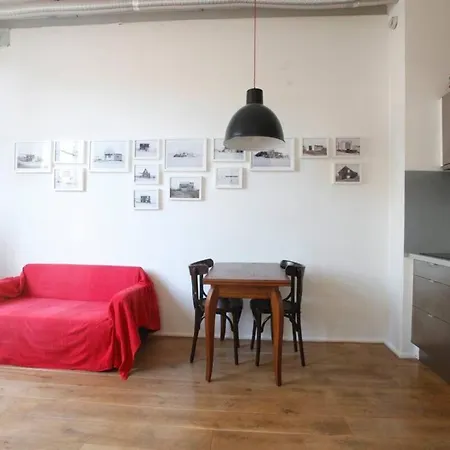 Tres Beau Loft Lumineux En Plein Coeur De Belleville Paris