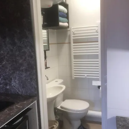 Apartment Pres De Bercy