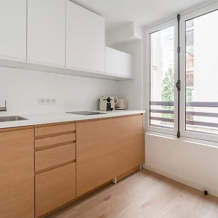 Sereners - Charming Serviced - Saint Germain Apartment *