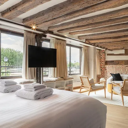 Pick A Flat's In Saint Louis - Quai Des Orfevres