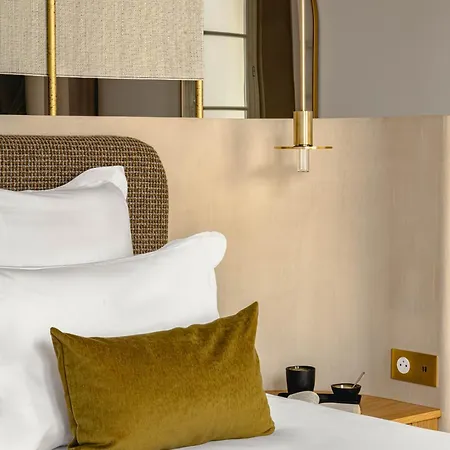 Hotel 1.75 La Source Paris