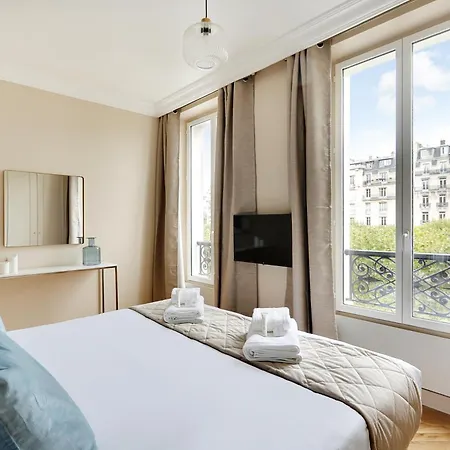 Pick A Flat's In Invalides - Avenue De Breteuil * 巴黎