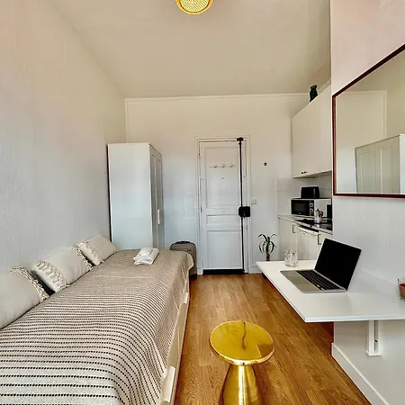 Apartment Petit Paris