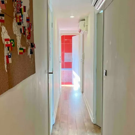 Large, Quiet, Familial Floor Duplex * 파리