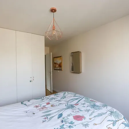 Family Of 102 M2 In The Heart Of The 19th * Paris