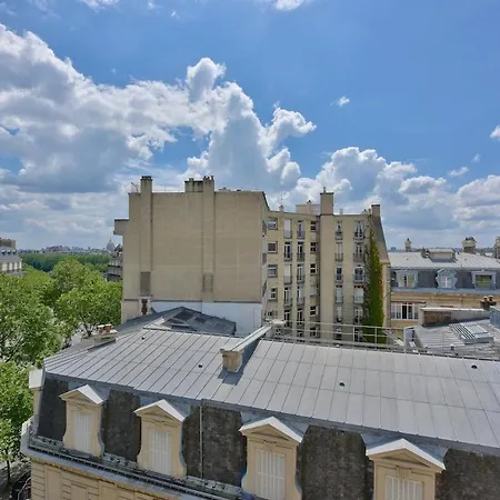 Apartamento With A Panoramic View Of The Eiffel Tower París