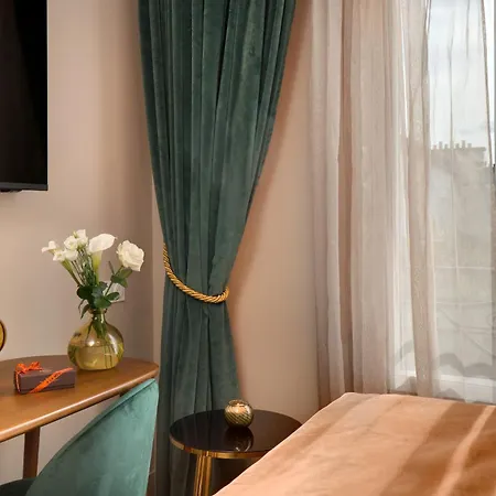 Royal Fromentin Hotel