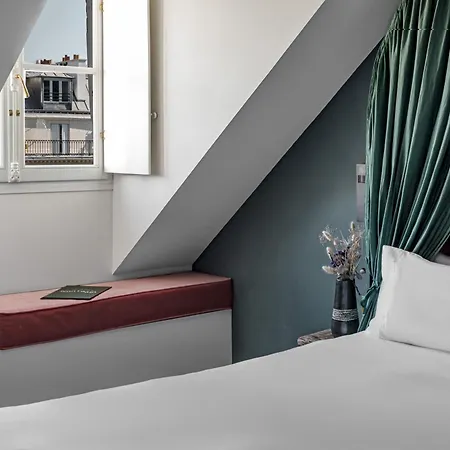 Des Grands Boulevards Hotel 4*