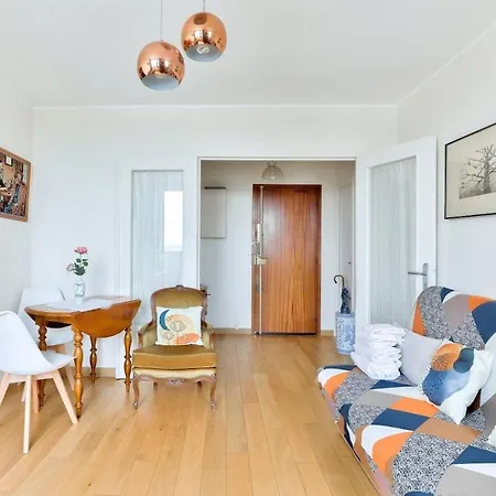 Apartment 1br Flat View On Eiffel Tower And Sacre-coeur Paris