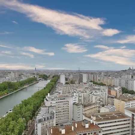 1br Flat View On Eiffel Tower And Sacre-coeur Apartment