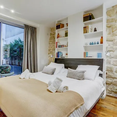 Jardin Prive - Gorgeous 3 Bed House In Le Marais Apartamento París