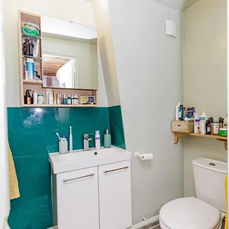 Apartment And Bright 40 M For 2 Near Belleville